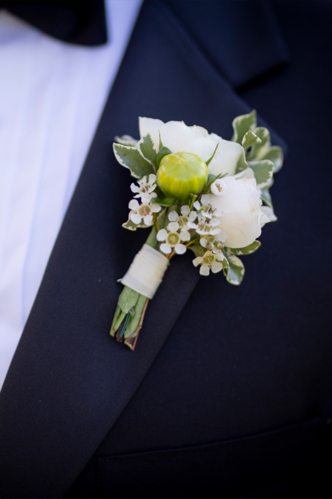 groom's boutonnière